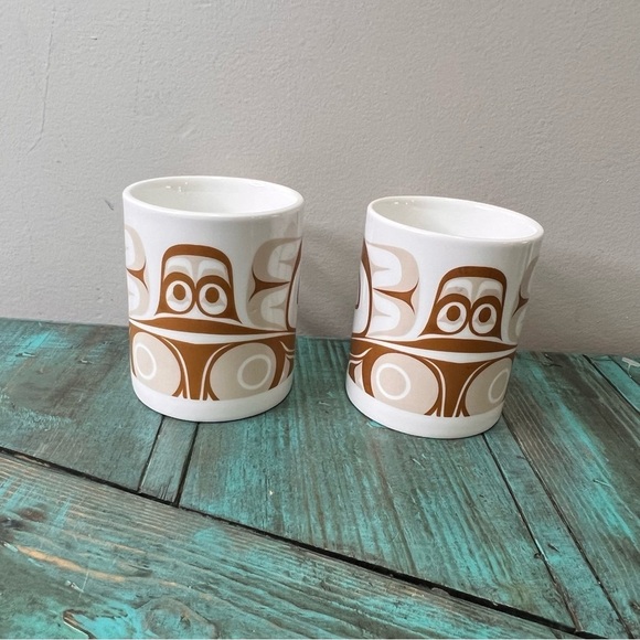 Native Northwest Coffee Mugs Set of 2 Art By T.J. Young Haida - Picture 4 of 8